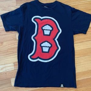 Johnny Cupcakes Boston Red Sox T shirt - Medium